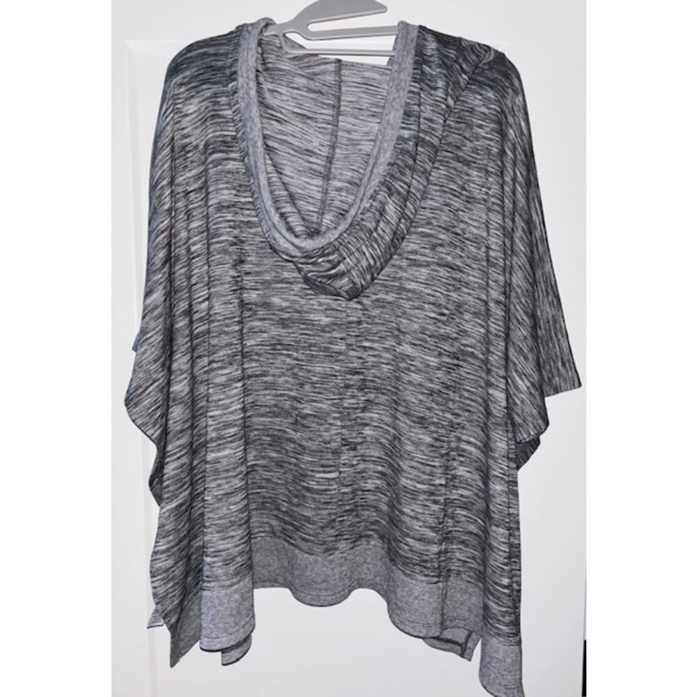 Talbots Space-Dyed Knit Poncho One Size Black White Heathered Casual Hoodie - Picture 5 of 9
